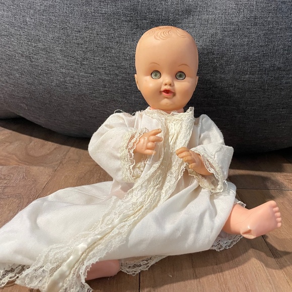 Vintage (Post 1957) Drinking Doll with Open/Close Eyelids